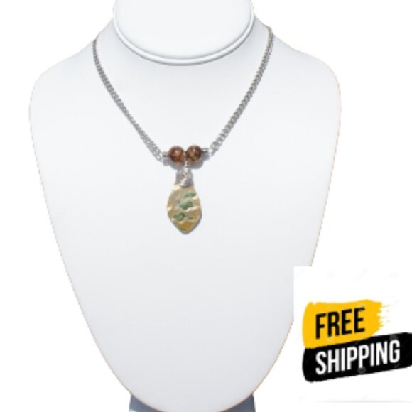 Handmade Diamond Mother of Pearl Pendant - Picture 1 of 3